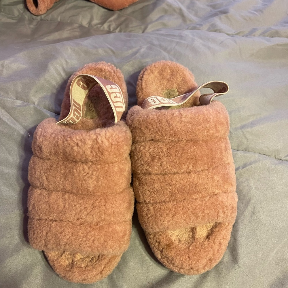 UGG Slides